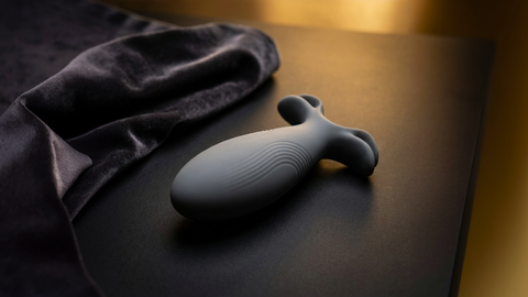 Premium silicone personal care toy minimal design ETSUMU Nami New Zealand